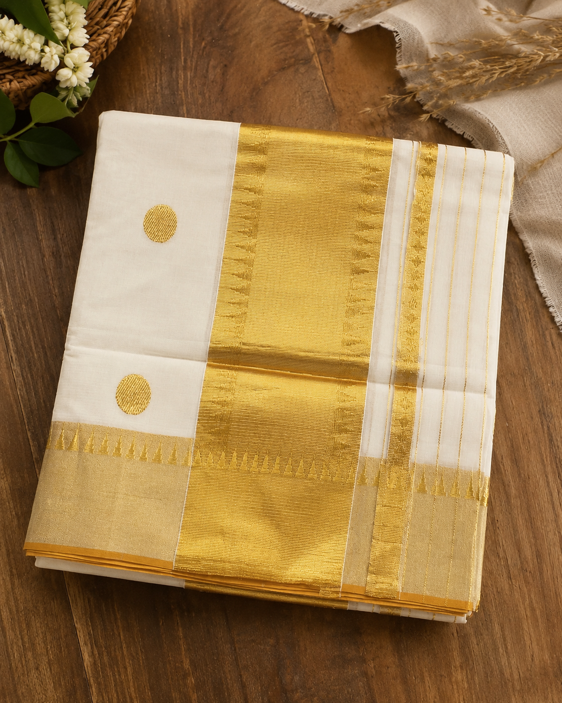 Pure Handloom Polka Design Saree (100/100 Count) with Running Blouse - SRHKN018