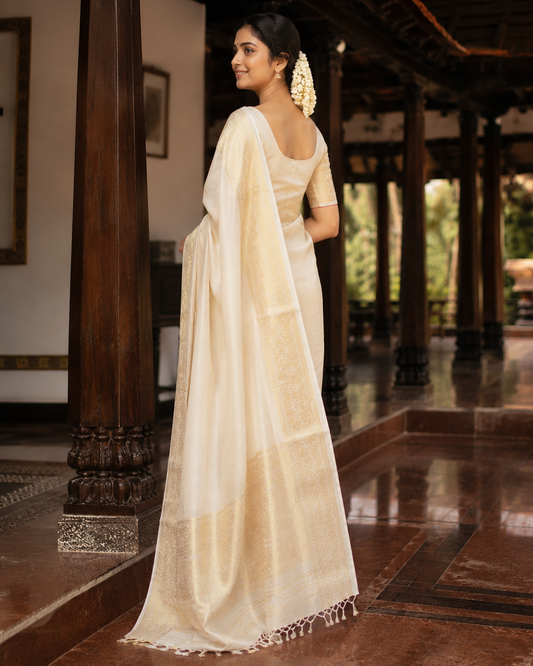 Pure Handloom Check Design Saree (100/100 Count) with Running Blouse - SRHKN022