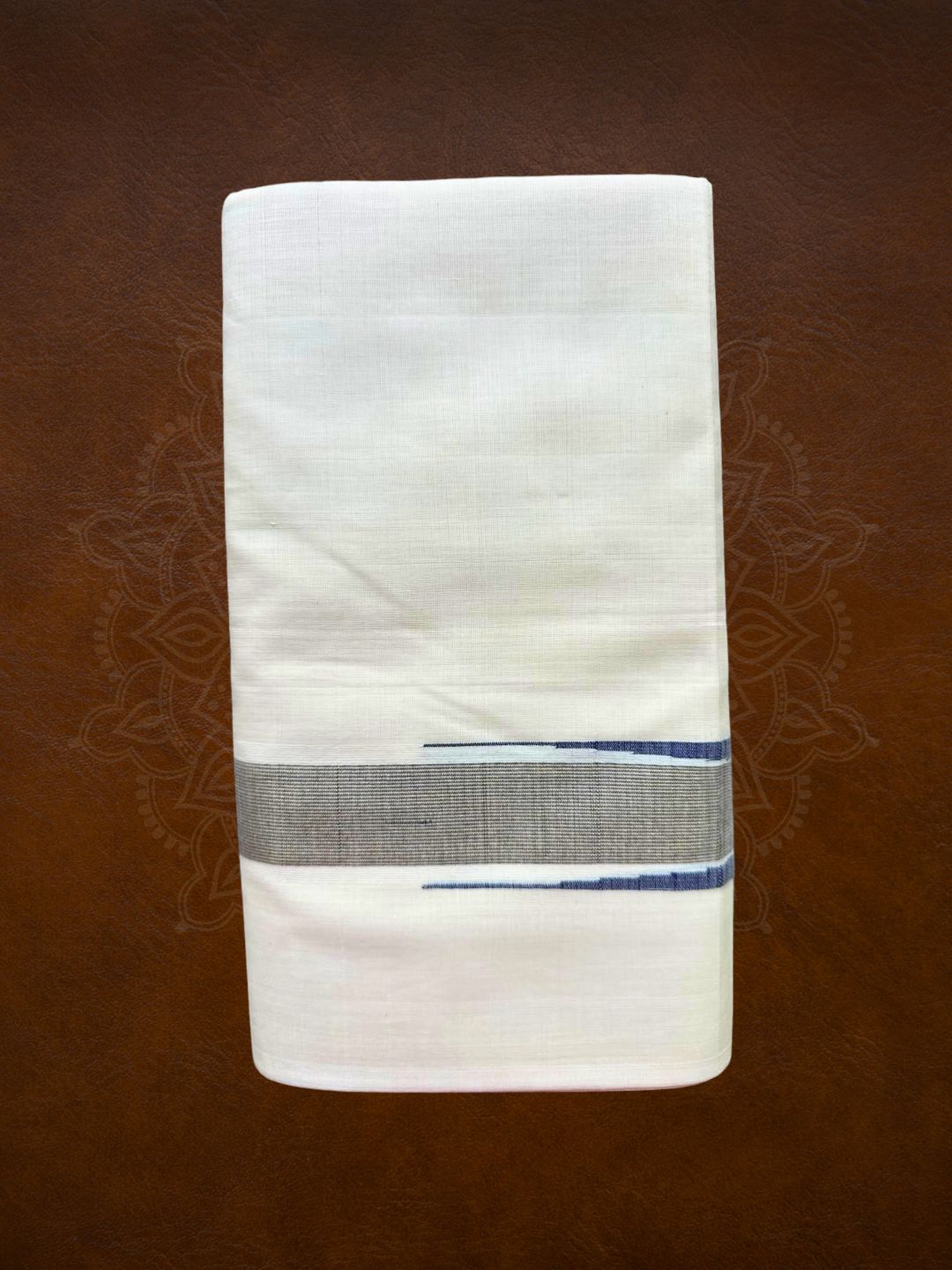 Premium Handloom Puliyilakkara Stripes Mundu - LHMDB023